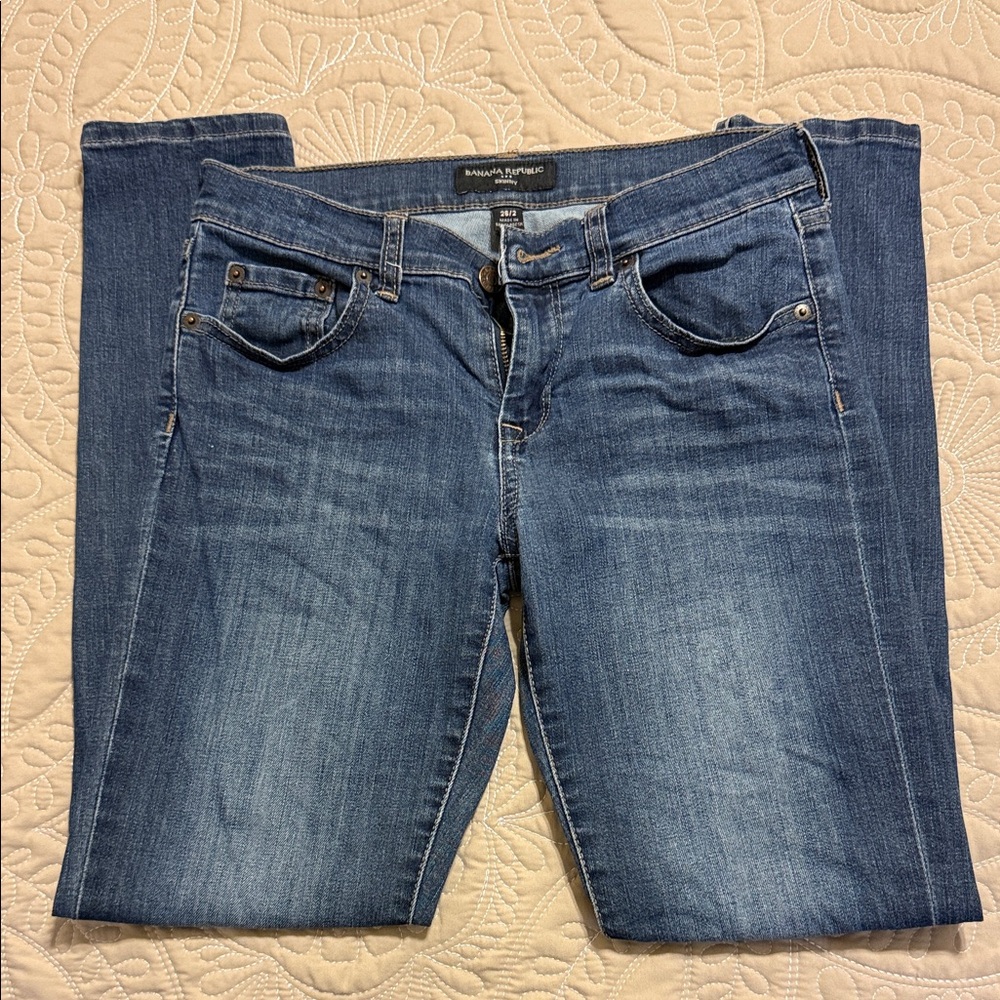 Banana Republic Women's Classic Blue Straight Leg Jeans